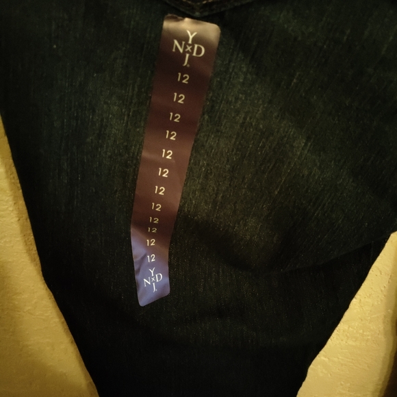 NWT--NYDJ ankle jeans MSRP $110 size 12 - Picture 6 of 12